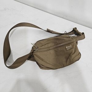 Lululemon Clean Lines Belt Bag in Artifact